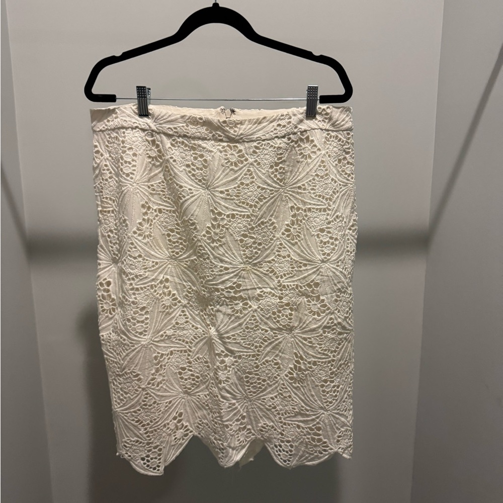 Cream Lace Pencil Skirt